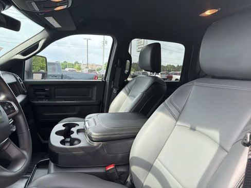New 2026 RAM 2500 Tradesman w/ Chrome Appearance Group AWD/4WD image 9
