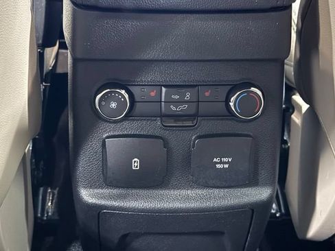 Used 2018 Ford Explorer Limited w/ Equipment Group 301A FWD image 34