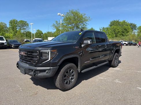 Used 2025 GMC Sierra 1500 AT4X AWD/4WD image 5