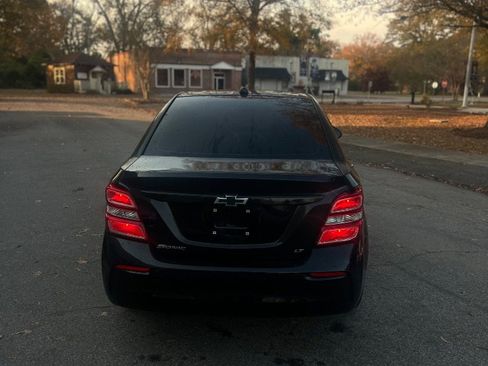 Used 2017 Chevrolet Sonic LT w/ Convenience Package image 2