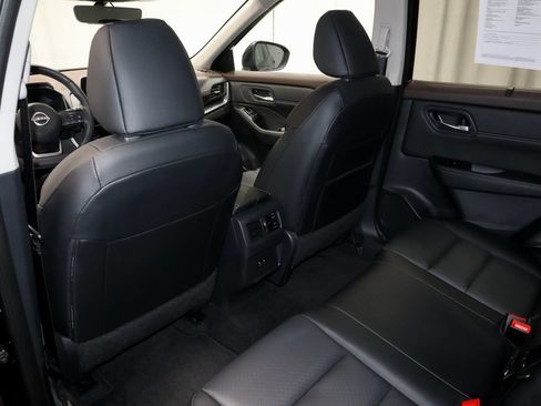 Certified 2023 Nissan Rogue SV w/ SV Premium B Package AWD/4WD image 21