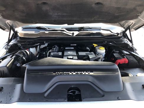 Used 2020 RAM 3500 Laramie image 17