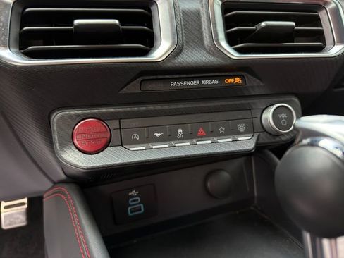 Used 2025 Ford Mustang GT Premium image 35