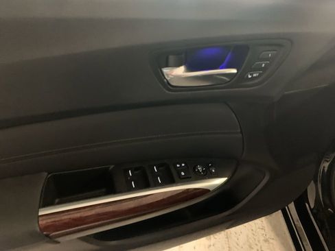 Used 2016 Acura TLX Base (DCT) image 13