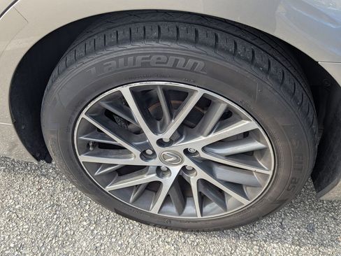 Used 2017 Lexus ES 350 FWD image 18
