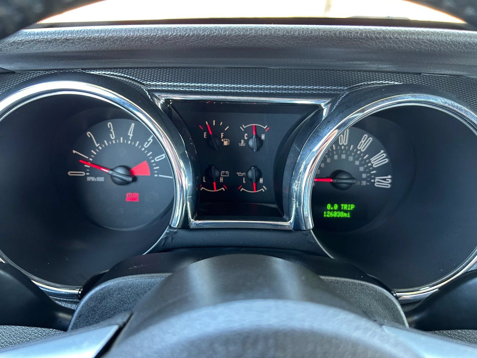 Used 2006 Ford Mustang Coupe RWD image 10