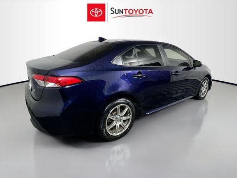 Used 2021 Toyota Corolla LE FWD image 4