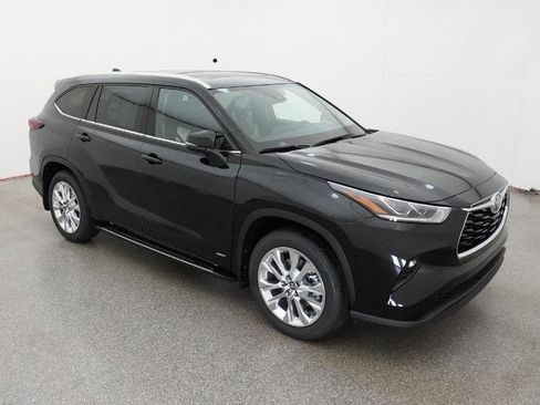 New 2026 Toyota Highlander Limited image 80
