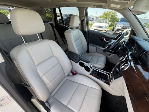 Used 2014 Mercedes-Benz GLK 250 BlueTEC 4MATIC image 17