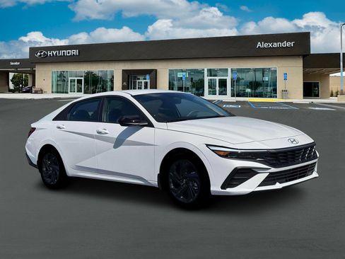 New 2026 Hyundai Elantra Sport FWD image 10
