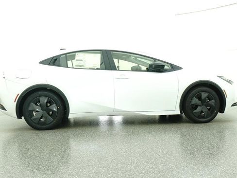 New 2026 Toyota Prius SE image 76