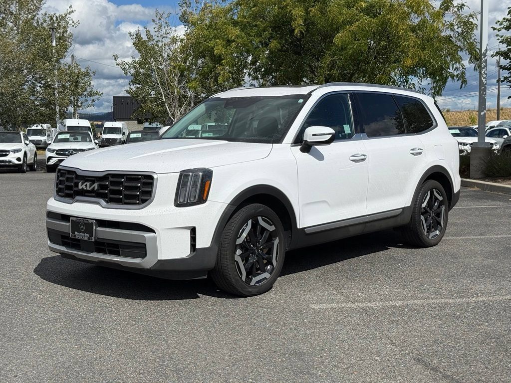 Used 2024 Kia Telluride S w/ S Sunroof Package AWD/4WD image 3