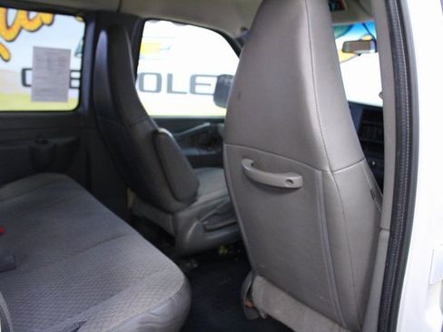 Used 2016 Chevrolet Express 3500 LT w/ LT Preferred Equipment Group image 8