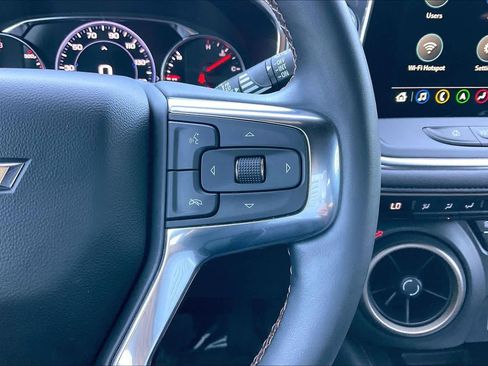 Used 2023 Chevrolet Blazer Premier w/ Driver Confidence II Package FWD image 25