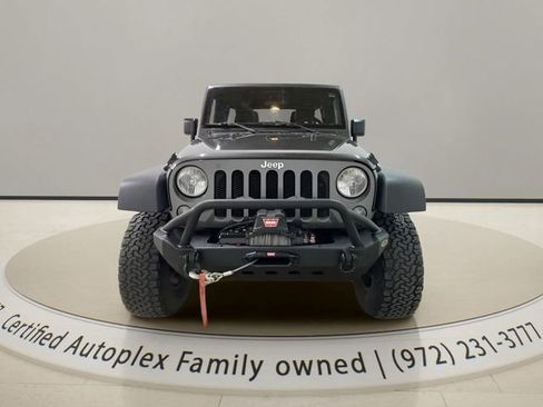 Used 2017 Jeep Wrangler Unlimited Sport w/ Connectivity Group AWD/4WD image 9