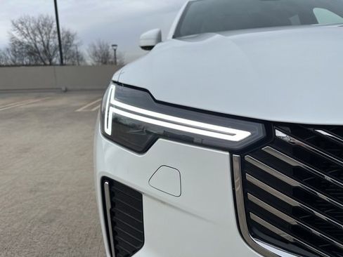 Certified 2025 Volvo XC90 B5 Plus image 12