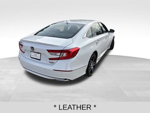 Used 2022 Honda Accord Touring image 5