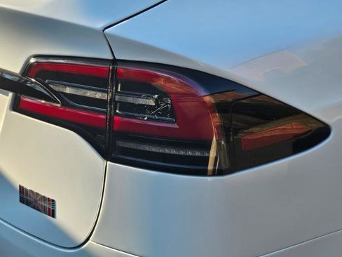 Used 2024 Tesla Model X Plaid image 30