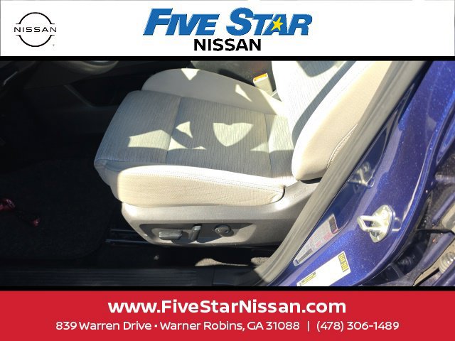 Used 2021 Nissan Rogue SV AWD/4WD image 13