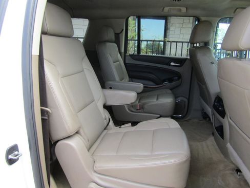 Used 2018 Chevrolet Suburban Premier w/ Max Trailering Package RWD image 13