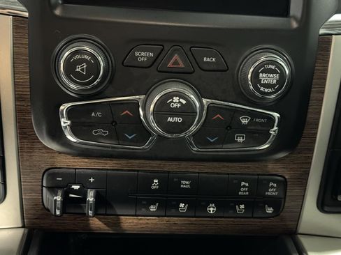 Used 2019 RAM 1500 Laramie w/ Convenience Group image 16