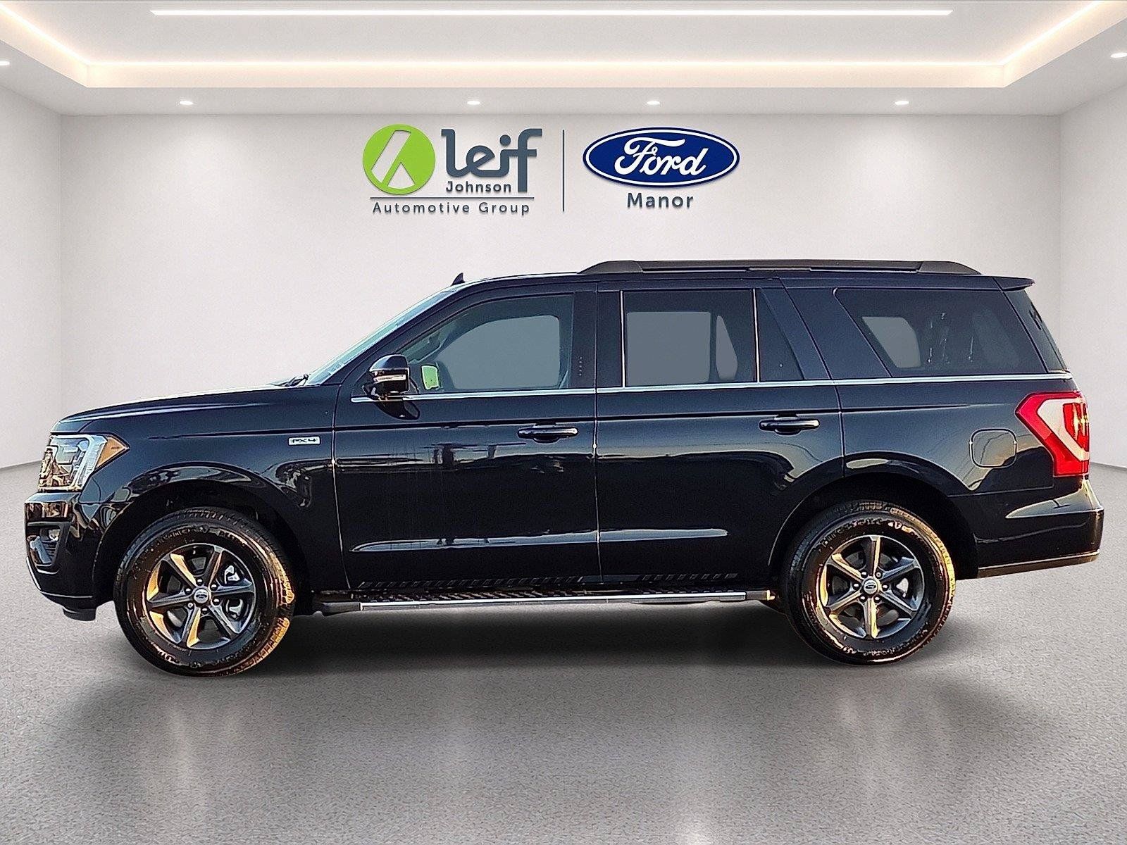 Used 2021 Ford Expedition XLT AWD/4WD image 5