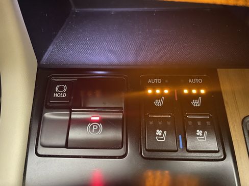 Used 2020 Lexus RX 350 FWD w/ Premium Package image 21