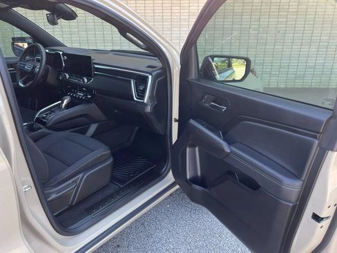 Used 2024 GMC Canyon Elevation w/ Convenience Package RWD image 27