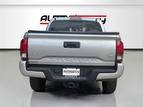 Used 2022 Toyota Tacoma SR image 6