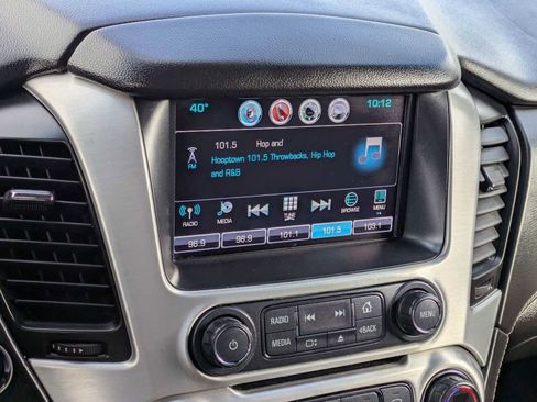 Used 2017 GMC Yukon XL SLT image 30