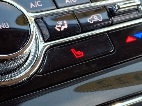 Certified 2022 Lincoln Nautilus AWD image 26