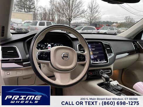 Used 2016 Volvo XC90 T6 Momentum image 10