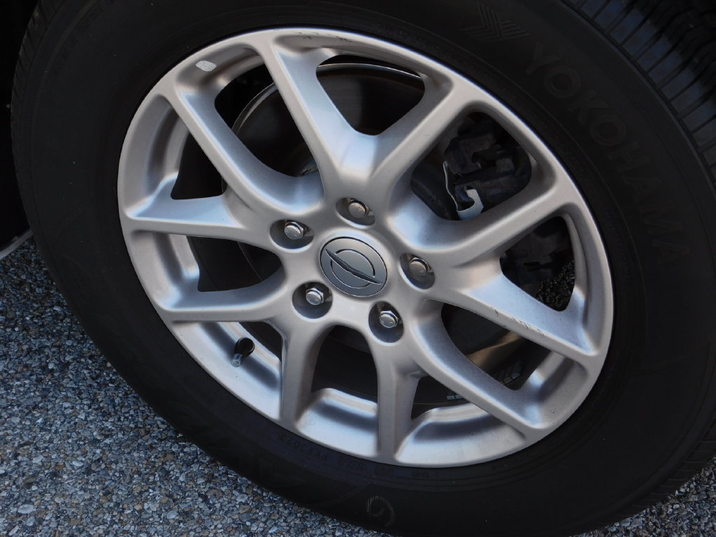 Used 2024 Chrysler Pacifica Touring-L FWD image 12