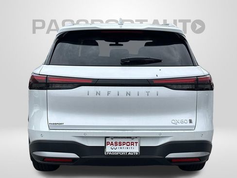 Used 2026 INFINITI QX60 Luxe w/ Cargo Package AWD/4WD image 3