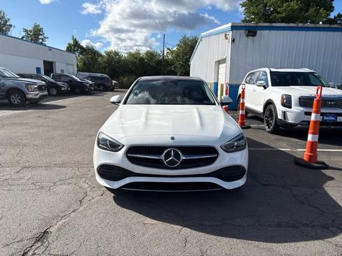 Used 2023 Mercedes-Benz C 300 4MATIC Sedan image 3