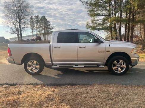 Used 2018 RAM 1500 Big Horn image 6