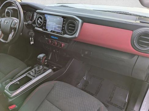 Used 2022 Toyota Tacoma SR5 image 20