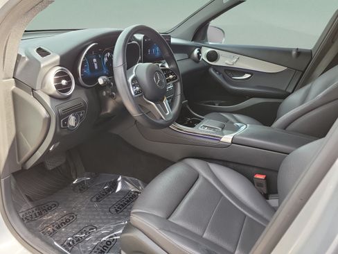 Used 2020 Mercedes-Benz GLC 300 image 18