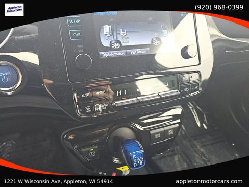 Used 2019 Toyota Prius LE image 18
