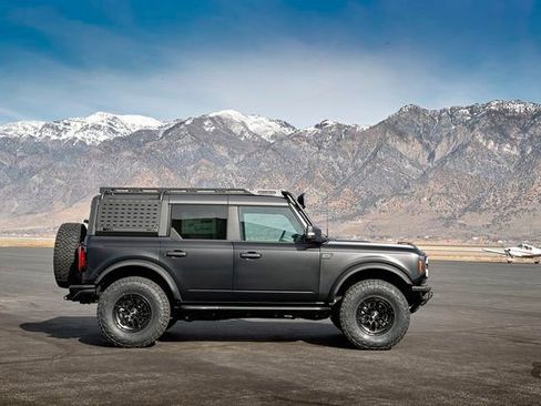 New 2025 Ford Bronco Badlands AWD/4WD image 3