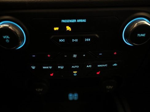 Used 2023 Ford Ranger Lariat w/ Equipment Group 501A High image 28