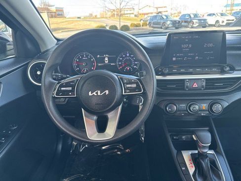Used 2024 Kia Forte LXS image 8
