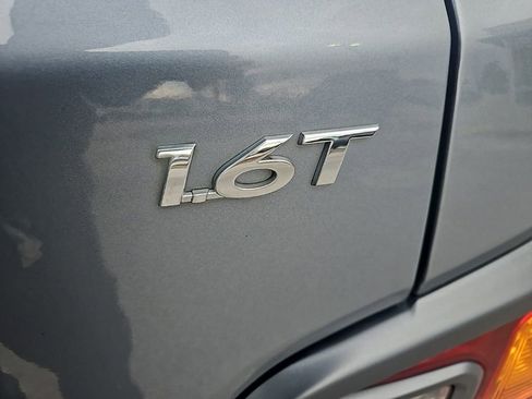 Used 2021 Hyundai Kona Limited w/ Cargo Package image 32