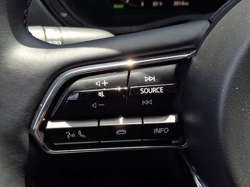 Certified 2025 MAZDA CX-70 Plug-In Hybrid w/ Premium Plus AWD/4WD image 23