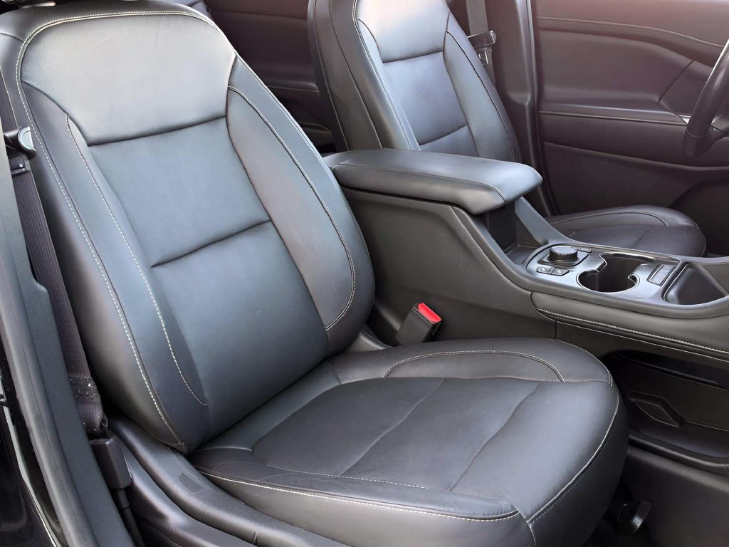 Used 2020 GMC Acadia SLT FWD image 13