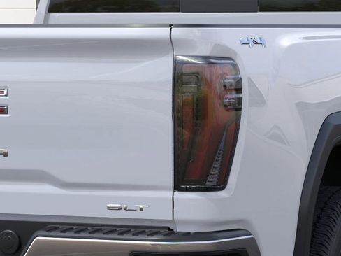 New 2026 GMC Sierra 2500 SLT w/ SLT Premium Package image 12