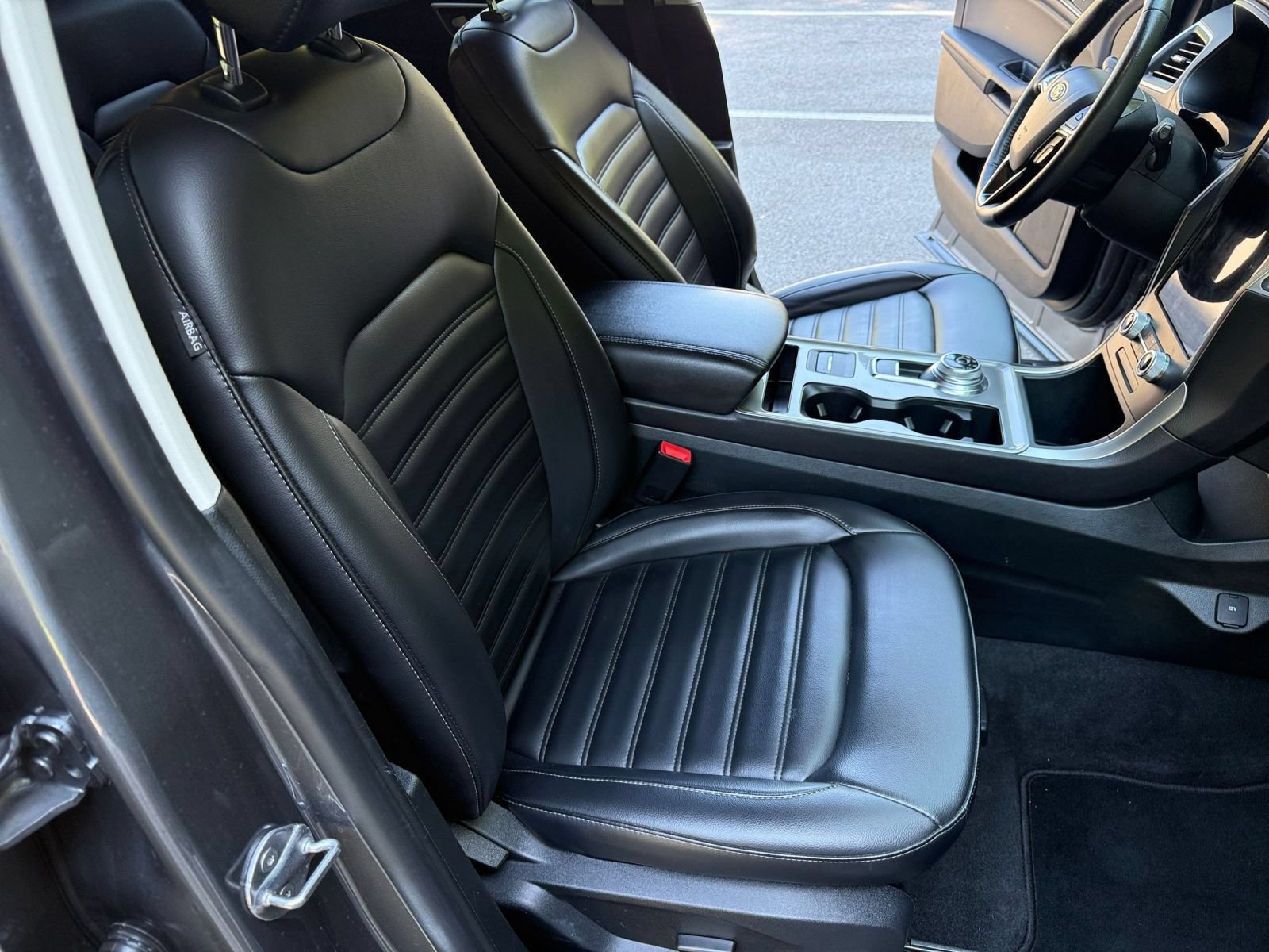 Used 2024 Ford Edge SEL AWD/4WD image 36