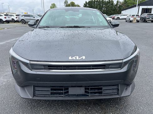 Used 2025 Kia K4 FWD image 9