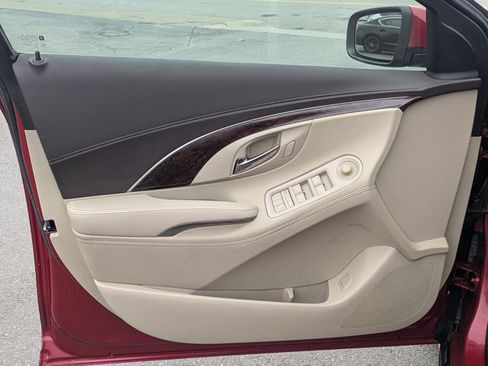 Used 2014 Buick LaCrosse Leather w/ Driver Confidence Package image 10