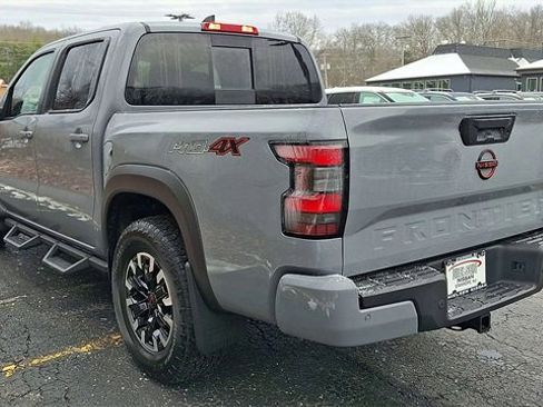Used 2024 Nissan Frontier PRO-4X w/ Pro Convenience Package image 5